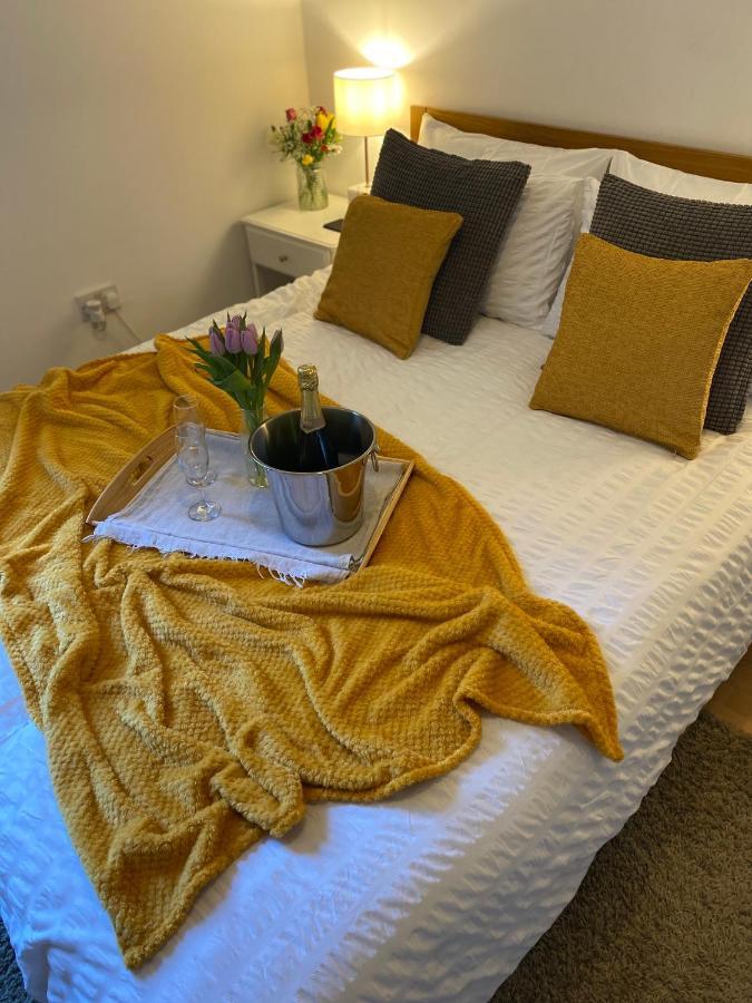 Guest Bedroom With King Size Bed In Brixton London Bagian luar foto